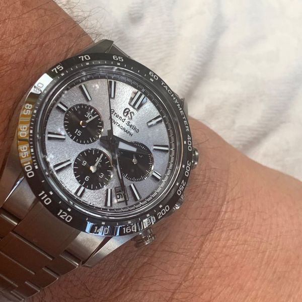 GRAND SEIKO EVOLUTION 9 AUTOMATIK SILBER 43 MM
Grand Seiko …