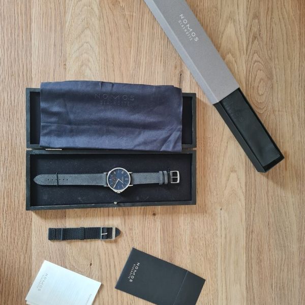 Nomos Ahoi Atlantik Datum, 40 mm, sehr guter Zustand, neue …