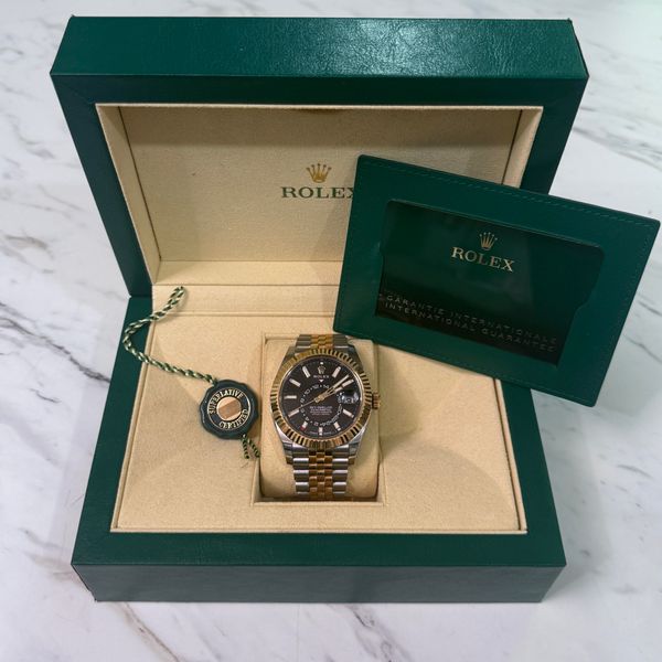 [WTS] 🦉 Rolex Sky Dweller 2023 Complete Set