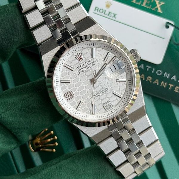 FSOT: 2025 Rolex Land Dweller 36 127234 Full Set