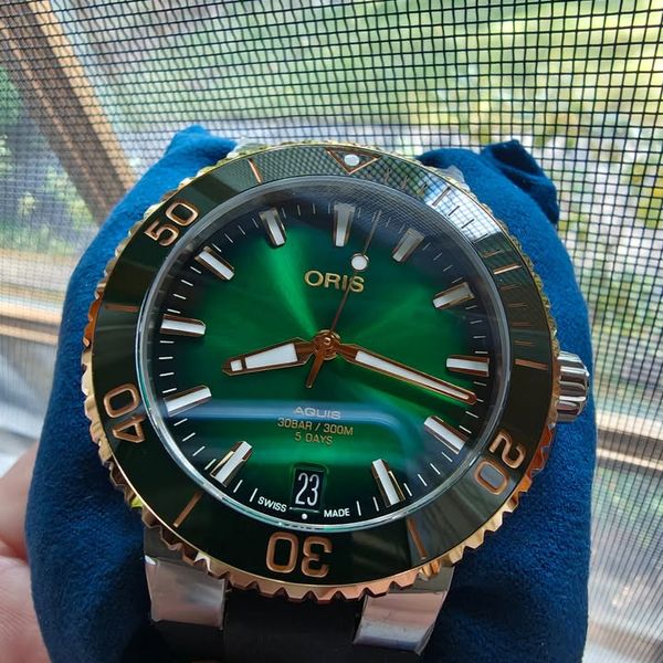 [WTS] Oris Aquis Cal 400 - 01 400 7769 6357 - 41.5mm - B&P …