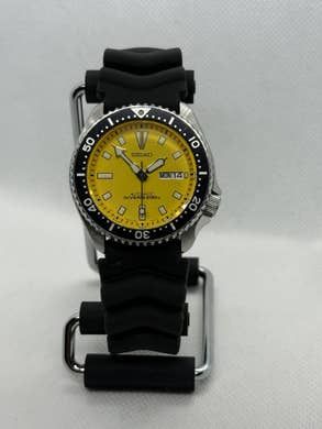 Seiko SKXA35 Bumble Bee Malaysia 7s26-0029