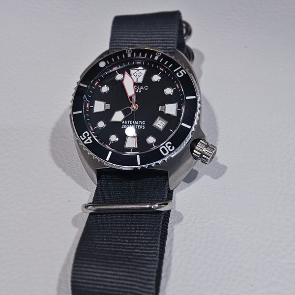 Zodiac Oceanaire Dive Watch