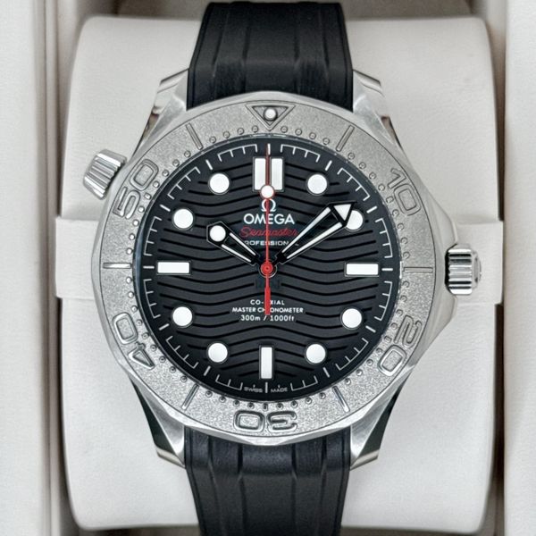 FSOT:2025 Omega Seamaster Master Chronometer 42mm 210.32.42…
