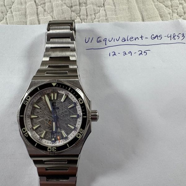 [WTS] Ocean Crawler Bold Meteorite Dial 1000 foot dive watc…