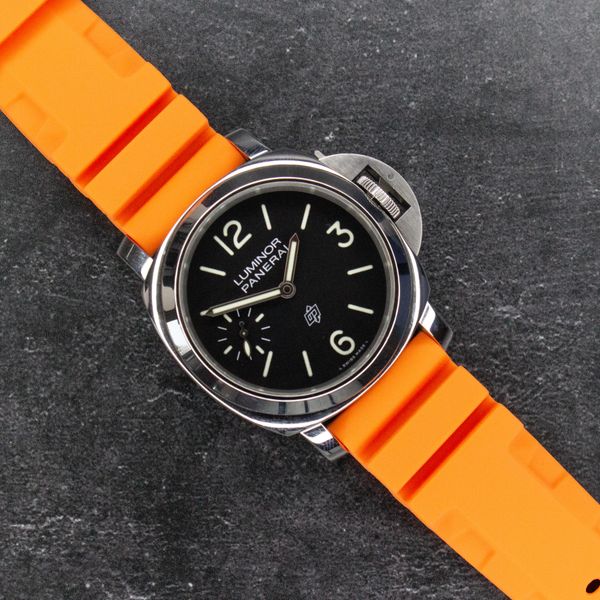 [WTS/WTT] 2024 Panerai Luminor Logo PAM01084 More Straps Th…