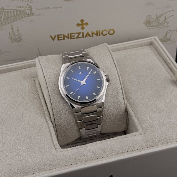 Venezianico Arsenale 37, Blau, quasi ungetragen, Fullset