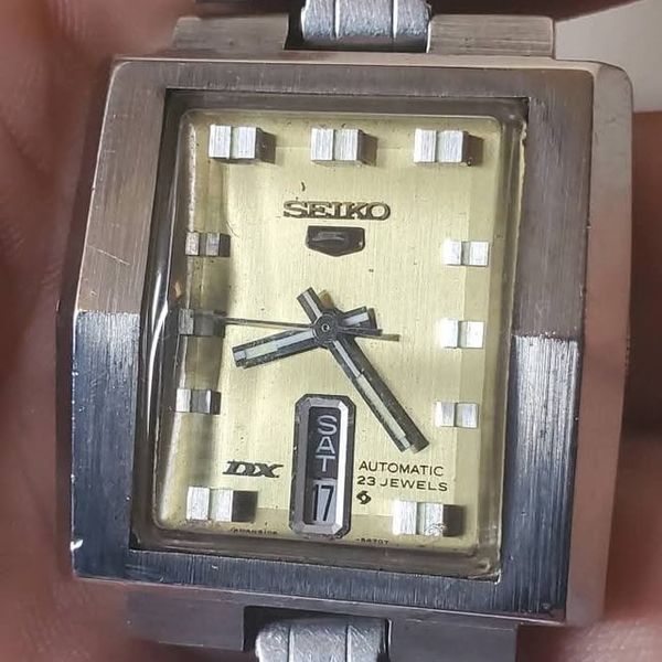 [WTS] Vintage Seiko Lot – 1964–1976 – Tanks, Chronographs, …
