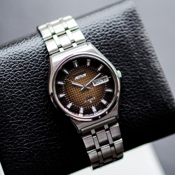 [WTS] Seiko Actus SS JDM Faceted Crystal Shuriken Brown Dia…