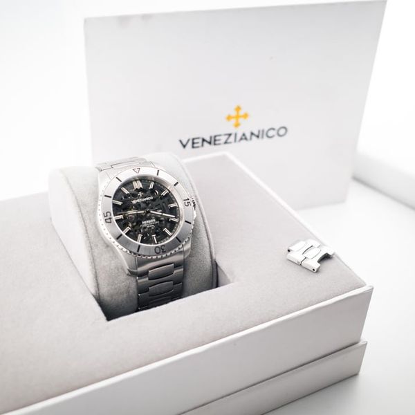 [WTS] Velencianico Nereide Ultraleggero 42 Skeleton – Very …