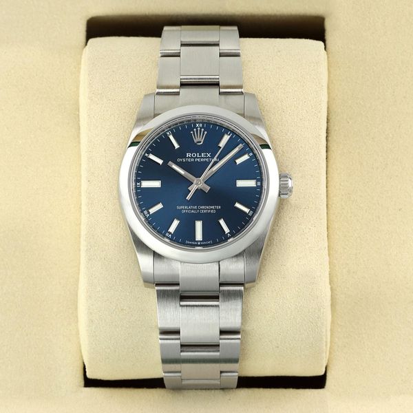Rolex Oyster Perpetual 34 mm 124200 Blue