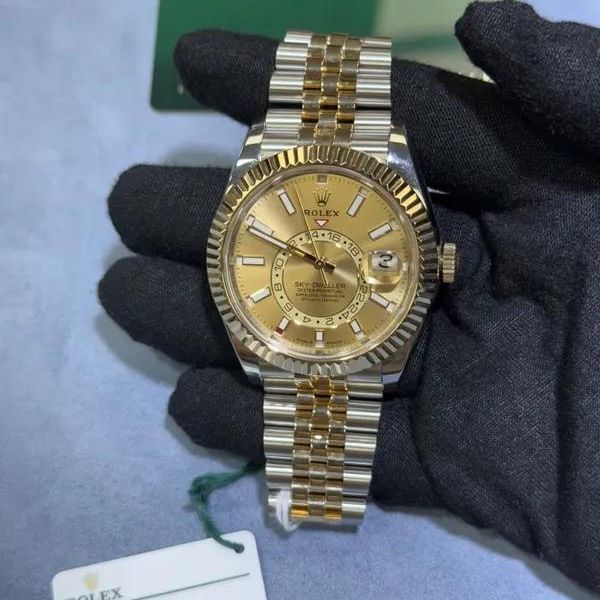 [WTS] Rolex Sky-Dweller 336933 Champagne Index Dial 42mm Ju…