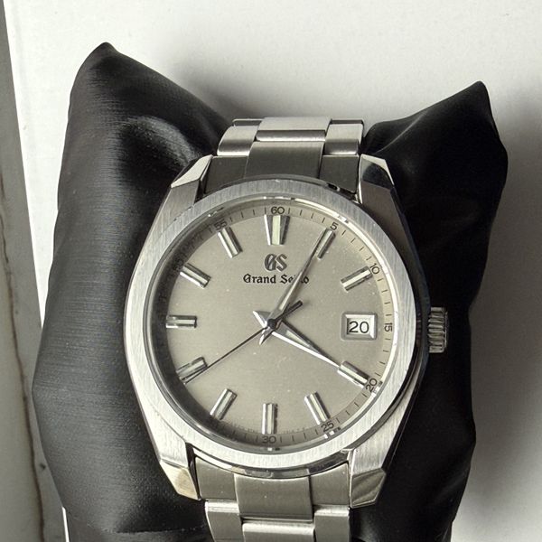 FS: Grand Seiko SBGV245 the "Grey Beast" 9F Quartz Disconti…