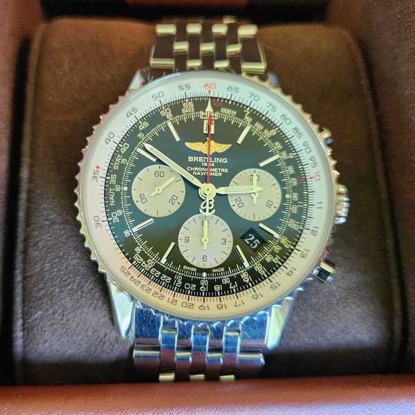 Breitling Navitimer B01 Black Dial  (AB012012)