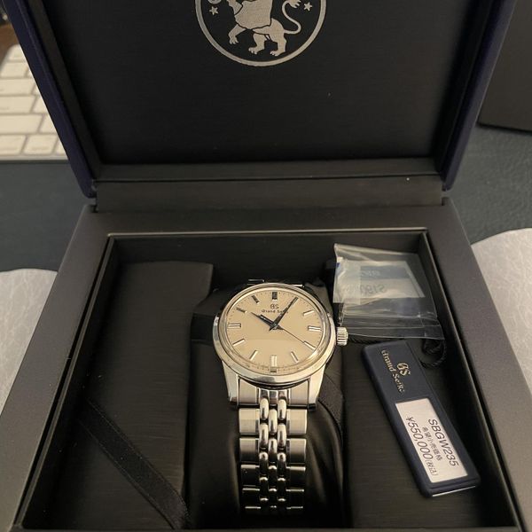 [WTS] Grand Seiko SBGW235 Great Condition - Full Set