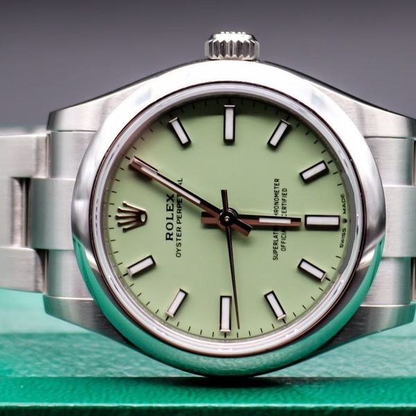 Rolex Oyster Perpetual. 31MM. Pistachio. NEW. 2026. 277200