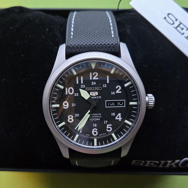 [WTS] Seiko 5 SNZG15K1 Field Watch – Sapphire Crystal & Han…