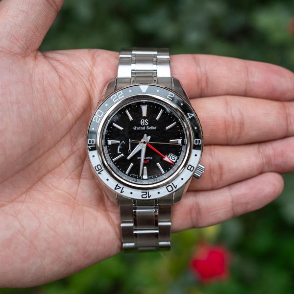 [WTS] 2022 Grand Seiko GMT SBGE277 "Volcanic GMT" | Full set