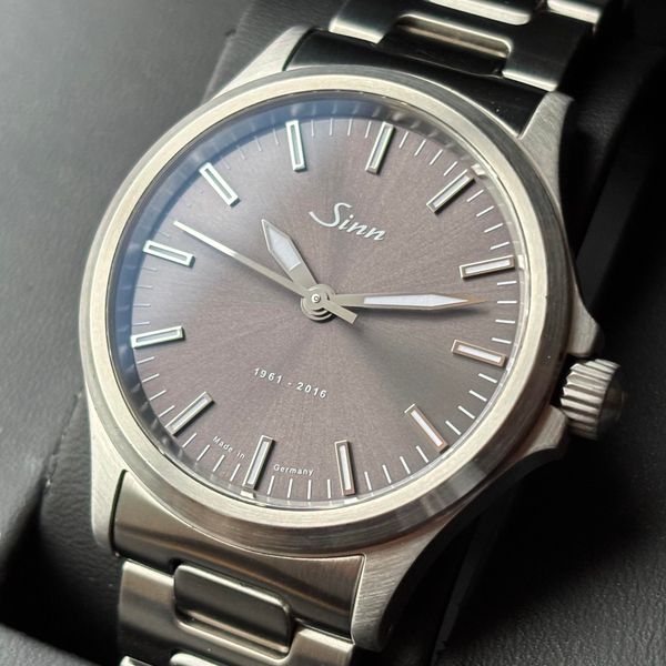 [WTS] Sinn 556 JUB Grey Dial Limited Edition on H-link Brac…