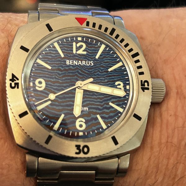Benarus Moray Damast Dial