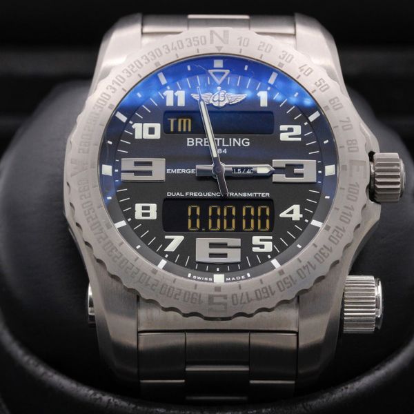 FSOT: Breitling Emergency II  - E76325U1/BC02 - Black - Tit…