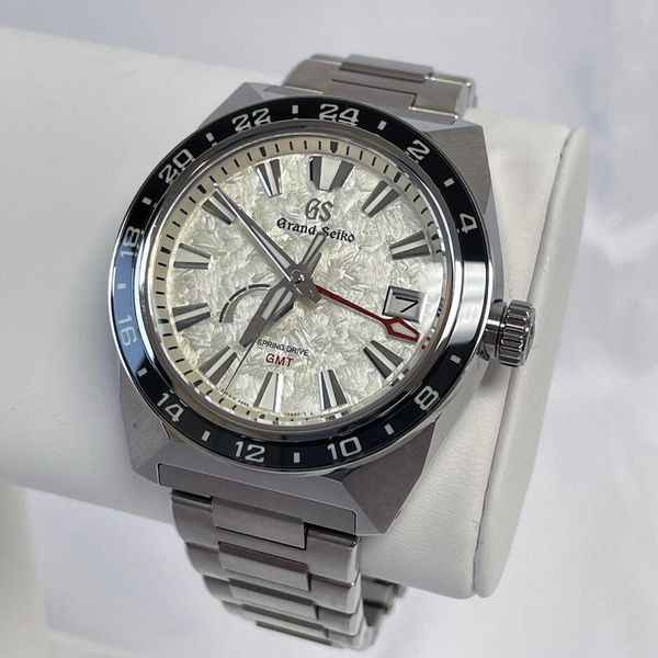 GS: Grand Seiko Tokyo Lion GMT SBGE307 2026