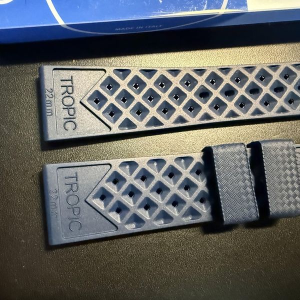 [WTS] Original Tropic Brand Rubber Strap - Navy 22mm