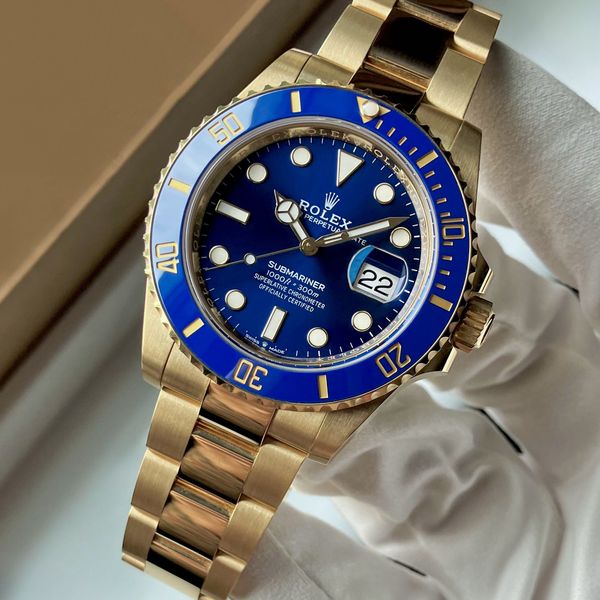Rolex Submariner 18K Yellow Gold / Royal Blue - Ref 126618L…