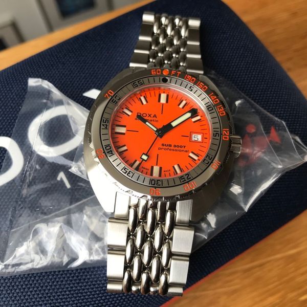 Doxa SUB 300T Professional 1200M (orange) ungetragen aus 2/…