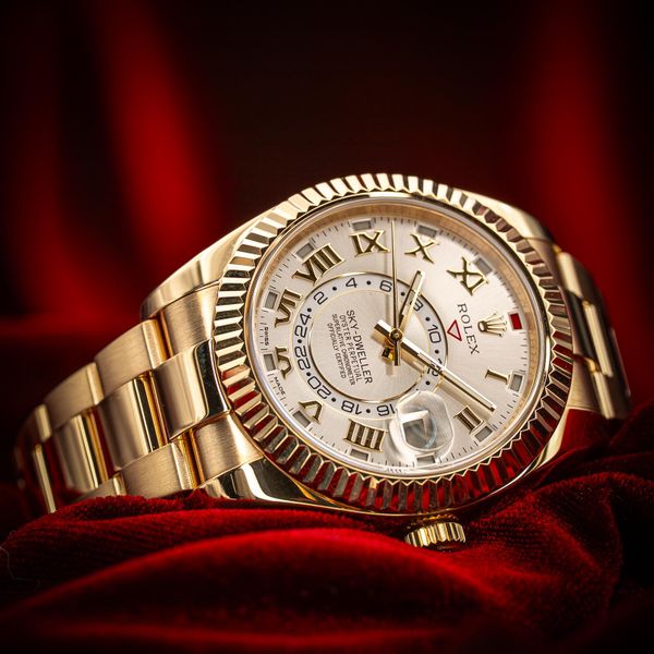 [WTS] Rolex Sky-Dweller 326938 Oyster 18k Yellow Gold Silve…