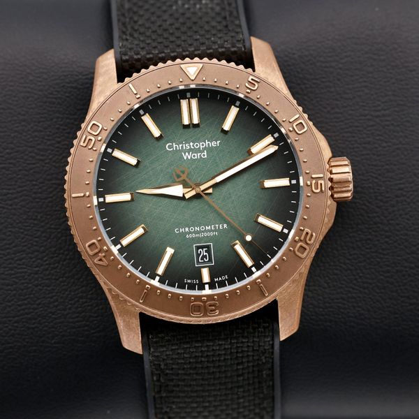 [WTS] Christopher Ward. C60. Limited Edition. Ombre Green. …