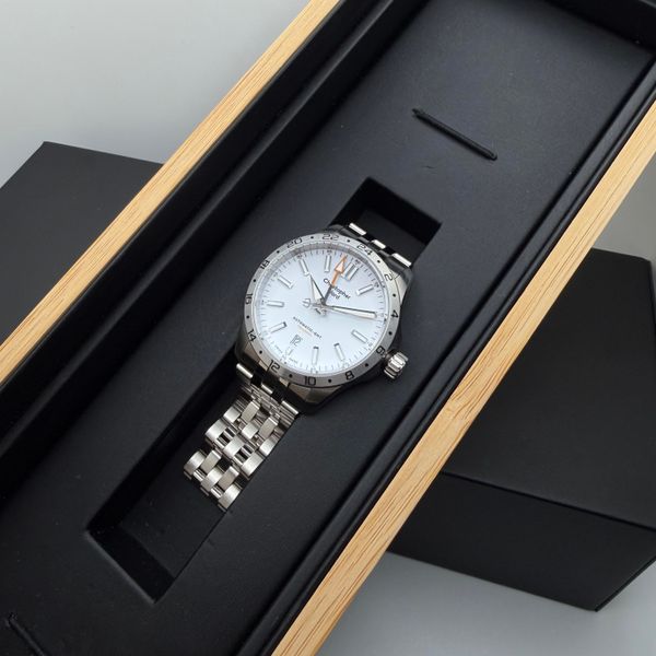 [WTS] Christopher Ward C63 Sealander GMT White Dial 39mm