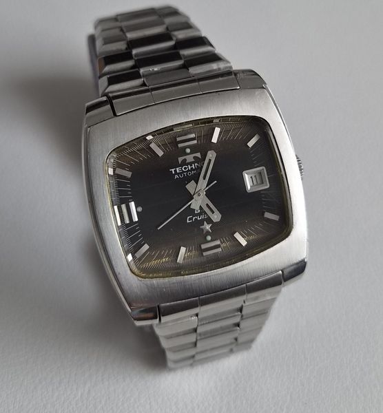 REDUCED: Technos Cruiser Automatic, 70s TV case, bracelet