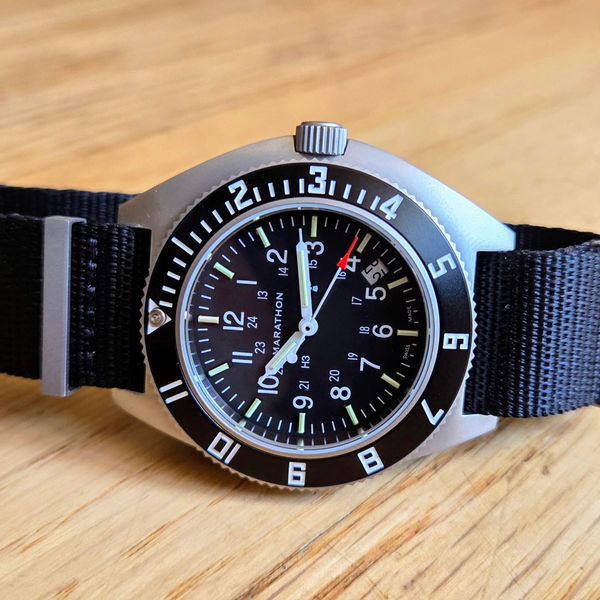 [WTS] Marathon Navigator mint condition
