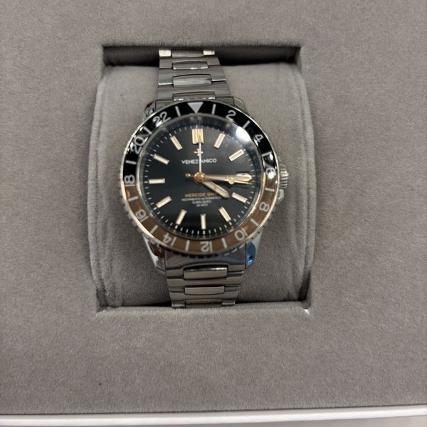 Venezianico Nereide GMT — Root Beer bezel black dial