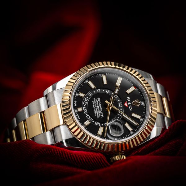 [WTS] Rolex Sky-Dweller 326933 Two Tone Yellow Gold Black D…