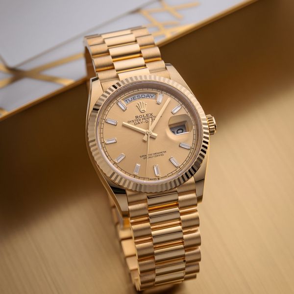 FS: Rolex Day-Date 36 Yellow Gold Champagne Baguette Diamon…
