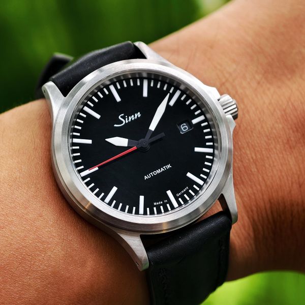 [WTS] SINN 556i RS on Strap - Full Kit 2025 - Mint Conditio…