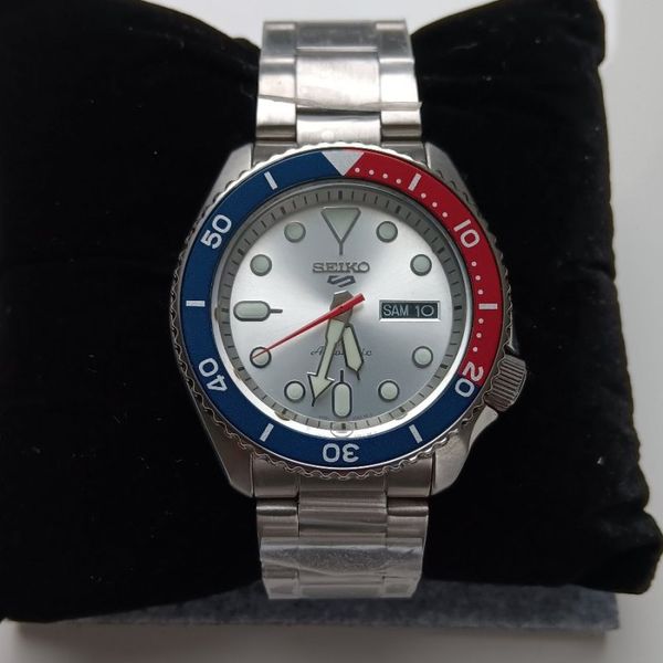 Seiko 5 Sports SRPD53K1  'Silver Poke' exklusive Sonderausg…