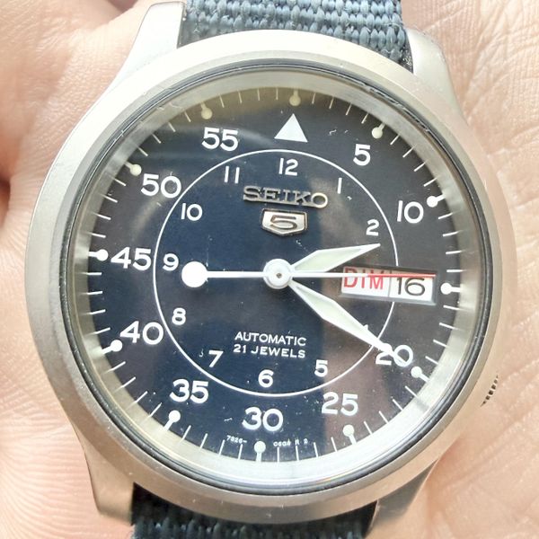 [WTS] SNK807 Blue Seiko 5 Field Watch Original Band