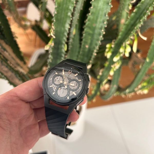 Bulova Curv 98A162 mit Restgarantie