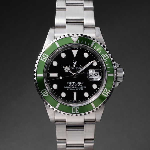 FS: 2005 Rolex Green Submariner 16610LV