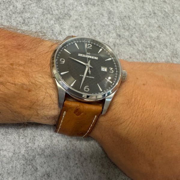 Hamilton Jazzmaster Viewmatic 44mm (H327550) – Automatik