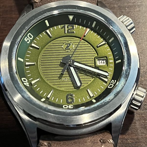 Unworn Zelos Helmsman V1, green, complete kit plus extras