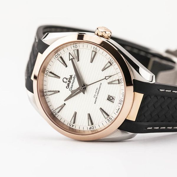 fsot - Omega Aqua Terra 8900 - Sedna Gold / Rubber - 220.22…