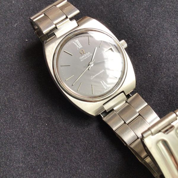 [WTS/WTT] Omega Seamaster 166.0202 with rare Roman numerals…