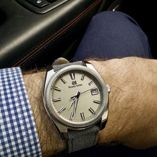 Grand Seiko SBGV245 "Grey Beast" – Full Set, Near Mint, Unw…
