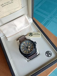 Armand Nicolet M02