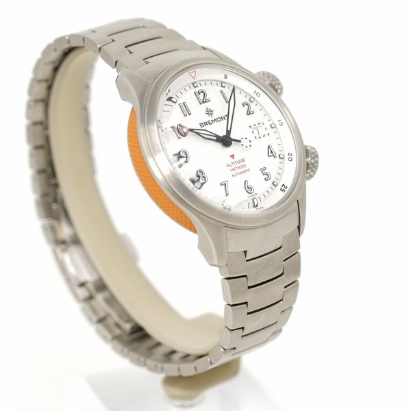 FS: Pre-Owned Bremont Altitude MB Meteor ALT42-MT-TI-SIOR-B