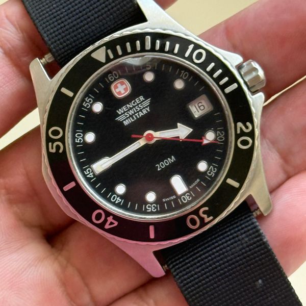 [WTS] 39mm Wenger 79076 Swiss made watch with new battery i…